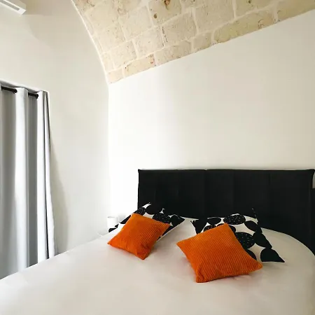 Διαμέρισμα Dimora La Cattedrale - Old Town Charm *