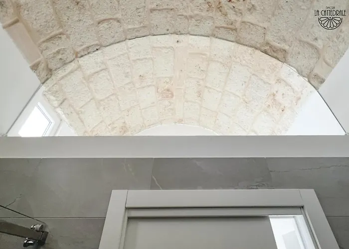 Dimora La Cattedrale - Old Town Charm Apartament